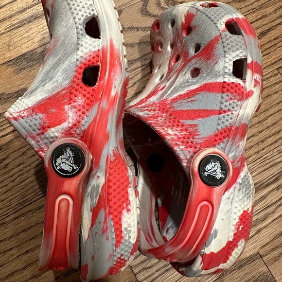 Crocs Children’s size 10 - Picture 3 of 4